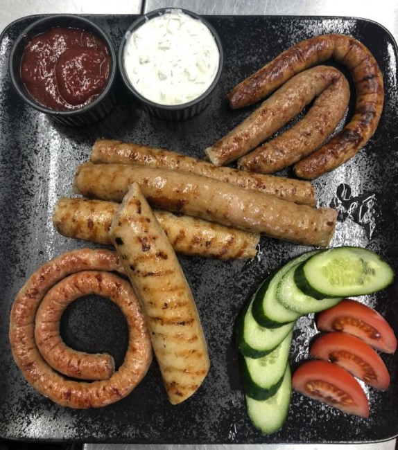 Оболочка для сосисок и сарделек коллагеновая Вискофан 30/70 мм, для жарки 21,34 м.  Оболочка для сосисок и сарделек коллагеновая Вискофан 30/70 мм, для жарки 21,34 м.