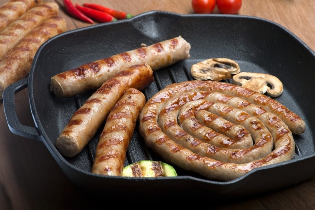 Оболочка для сосисок и сарделек коллагеновая Вискофан 30/70 мм, для жарки 21,34 м.  Оболочка для сосисок и сарделек коллагеновая Вискофан 30/70 мм, для жарки 21,34 м.