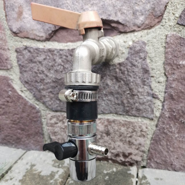 Переходник/регулятор подачи воды на кухонный кран