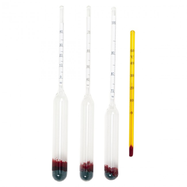 Набор ареометров с термометром в деревянном футляре Набор ареометров с термометром в деревянном футляре