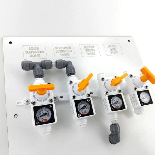 Редуктор Duotight Inline со встроенным манометром 0–4 бар