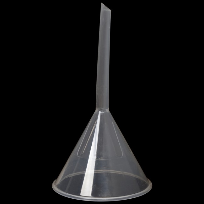 Воронка полипропиленовая d-90 мм, h-165 мм. 