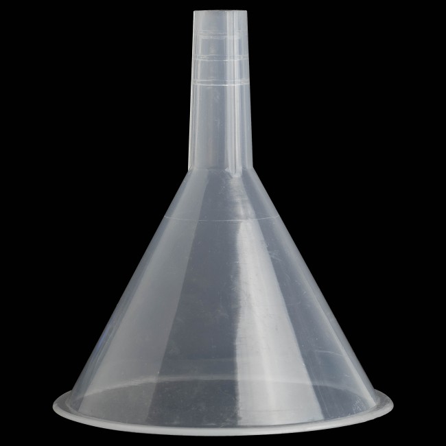 Воронка полипропиленовая d-120 мм, h-140 мм.