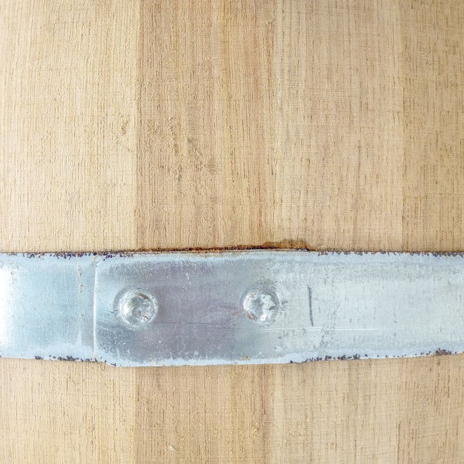 Дубовая бочка 100 л. "Профи" на подставке